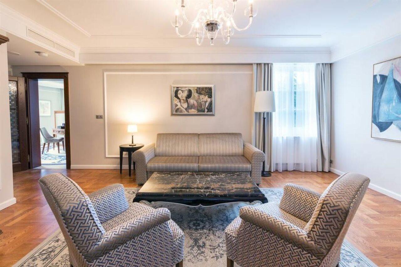 Palace Art Hotel Pezinok Eksteriør billede
