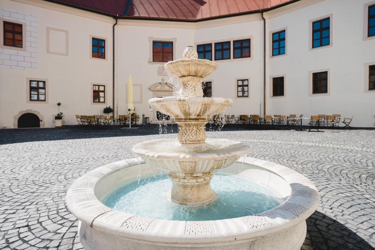 Palace Art Hotel Pezinok Eksteriør billede